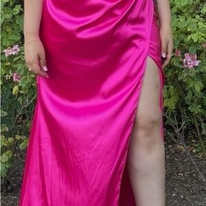 Elegant Pink Maxi Dress